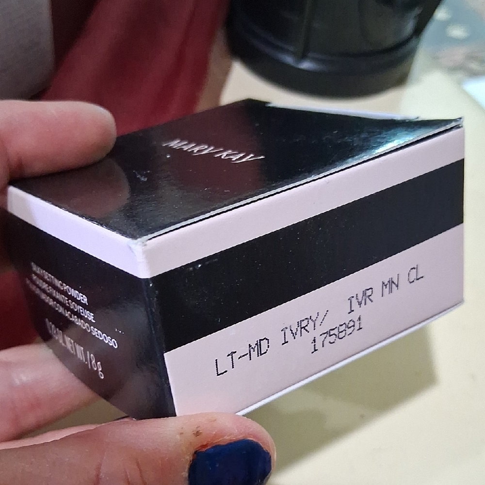 Mary Kay Ivory Mineral Makeup